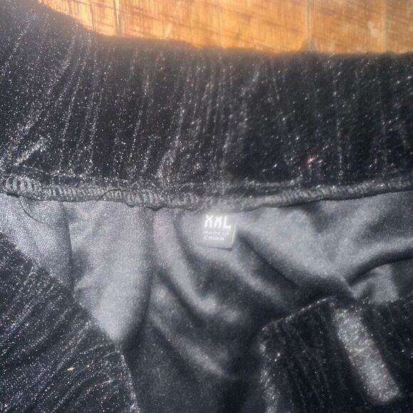 Dolls Kill Pirate Maiden Ren-Faire Crop Top Mini Skirt Outfit - Picture 4 of 5